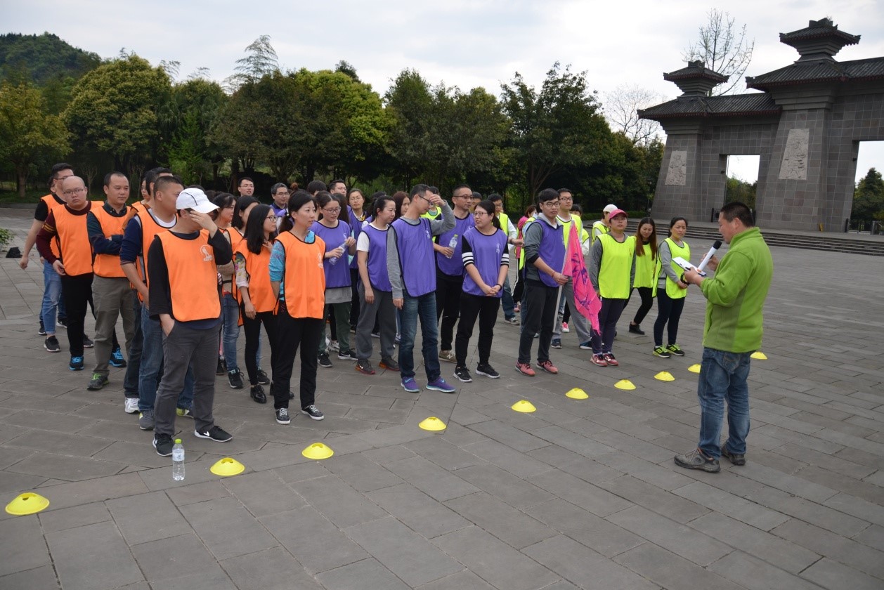 2017年瑞方踏春拓展訓練活動——“凝聚你我，風雨同舟” 第1張