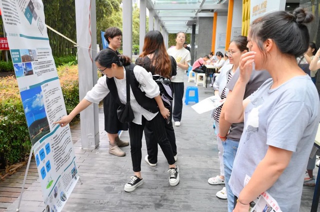 成都市首個(gè)就業(yè)服務(wù)小站——錦官新城就業(yè)服務(wù)小站密集推出“百日萬(wàn)企”系列招聘活動(dòng) 第1張