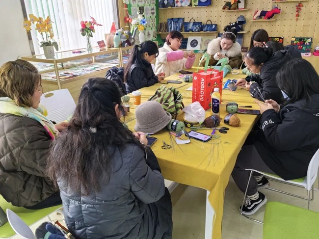 傳承指尖手藝，激活就業(yè)新機：瑞方人力助力華興街道開展女紅就業(yè)幫扶 第4張